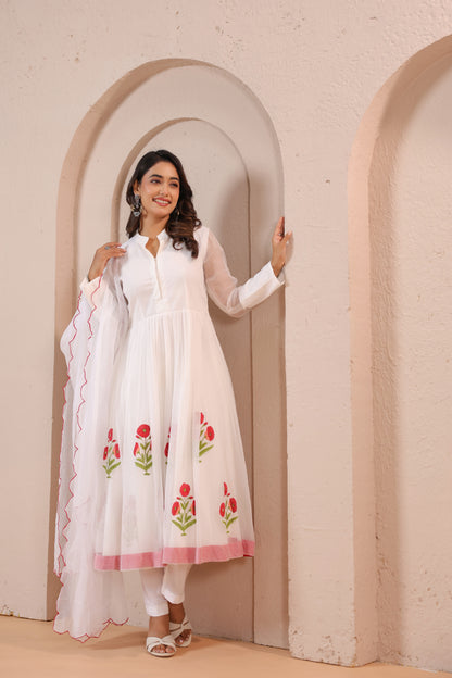 White Floral Embroidered Anarkali Kurta Set with Dupatta