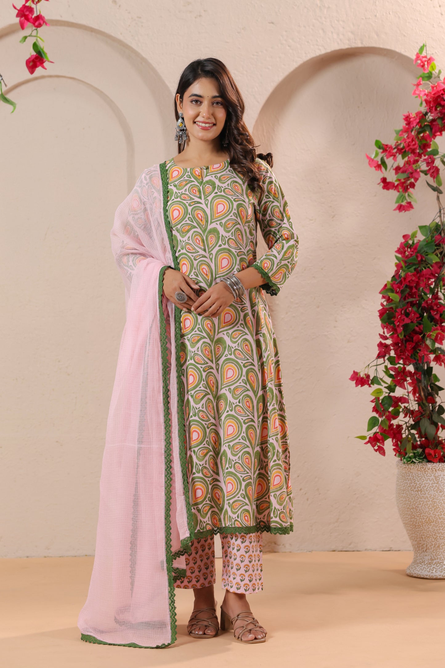 Green Printed Kurta Set with Pink Dupatta