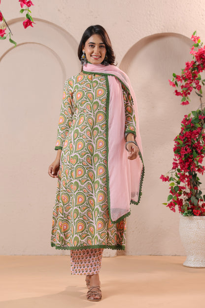 Green Printed Kurta Set with Pink Dupatta