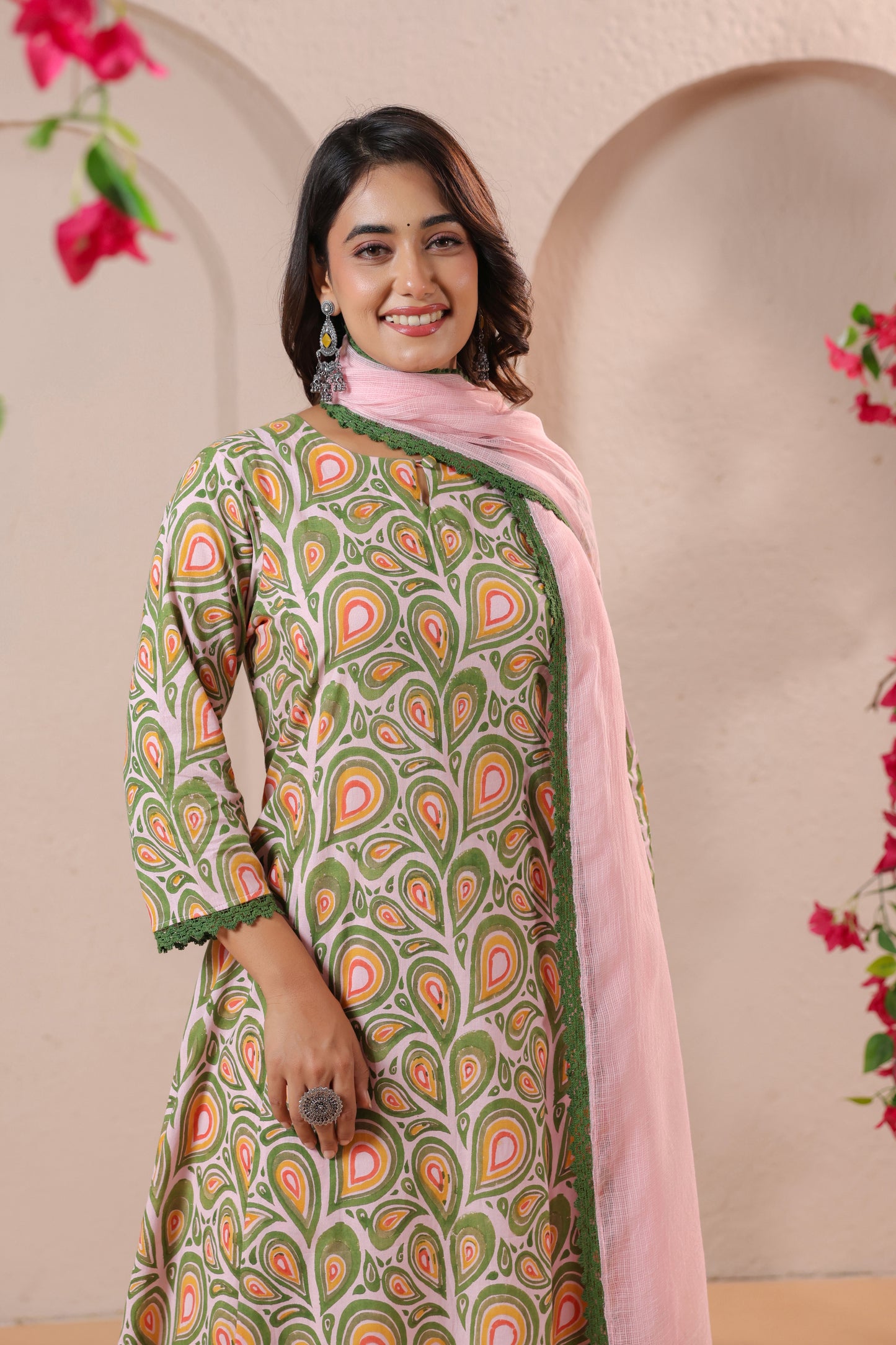 Green Printed Kurta Set with Pink Dupatta